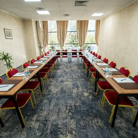 Class 4* بوخارست