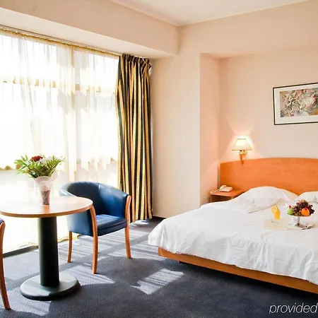 Class 4* Bucharest