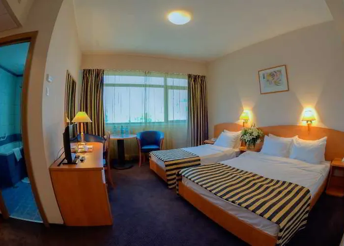 Class 4* 布加勒斯特