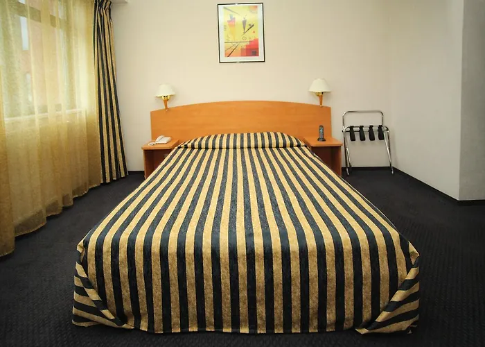 Class 4* Бухарест